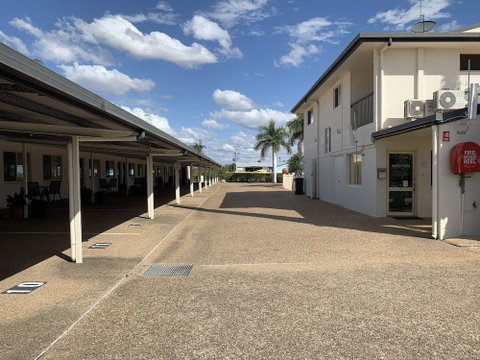Silo Motor Inn - Tourism Gold Coast 0