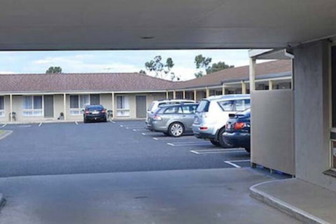 Golden Palms Motel - Tourism Gold Coast 4