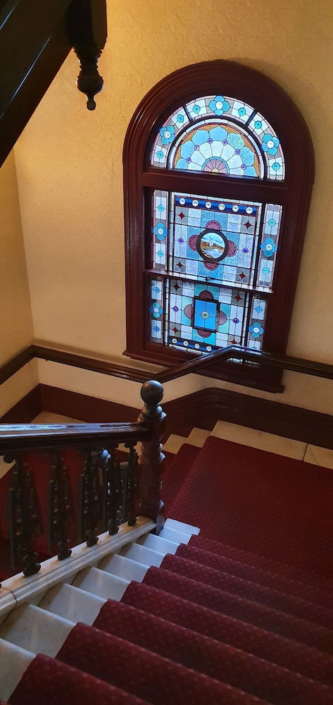 Hotel Shamrock Bendigo - Tourism Gold Coast 1