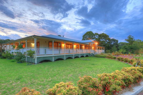 Logger's Rest - Tourism Gold Coast 1