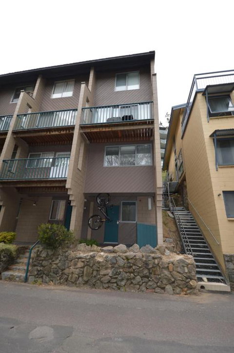 Warrina 12 - Gold Coast 5