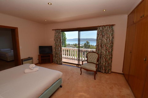 Top Deck - Gold Coast 6