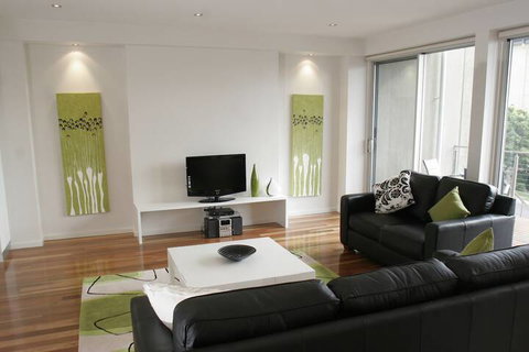 104 On Merri Apartments - Tourism Gold Coast 7