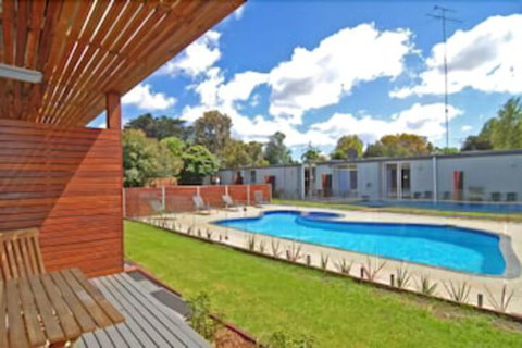 Riverside Ocean Grove - Tourism Gold Coast 4