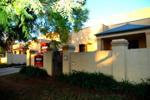 Amberoo Apartments Tamworth - Tourism Gold Coast 1
