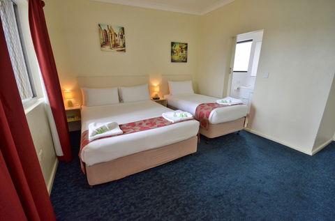International Lodge - Tourism Gold Coast 5