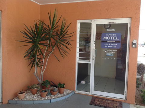 Parkside Motel - Tourism Gold Coast 1