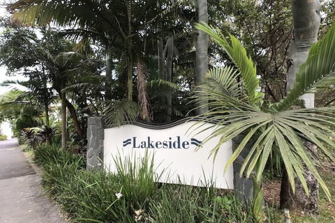 Treetops Lakeside Guesthouse - Tourism Gold Coast 2