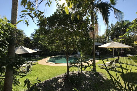 Treetops Lakeside Guesthouse - Tourism Gold Coast 7