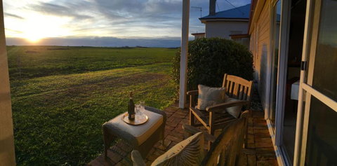 Cable Station Accommodation - Tourism Gold Coast 4