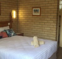 Lake Front Motel - Tourism Gold Coast