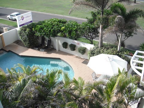 Meridian Alex Beach Apartments - Tourism Gold Coast 4