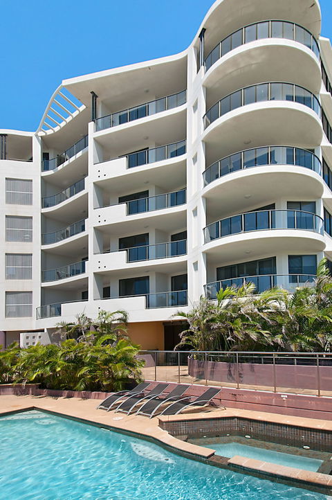 Meridian Alex Beach Apartments - Tourism Gold Coast 2
