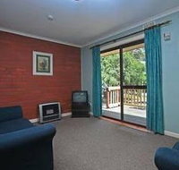 Kingsway Holiday flats  Gariwerd house. - Tourism Gold Coast