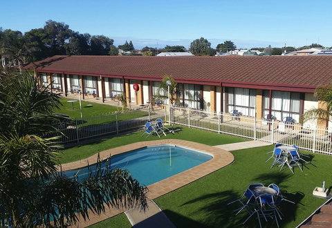 Lacepede Bay Motel - Tourism Gold Coast 0
