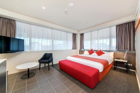 Abode Woden - Gold Coast 5