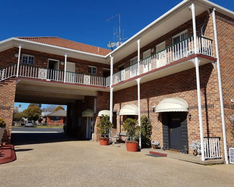 Golden Age Motor Inn Queanbeyan - Gold Coast 3