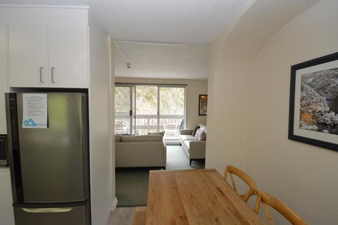 Bobuck 3B - Gold Coast 5