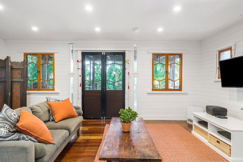 A PERFECT STAY - Longhouse - Tourism Gold Coast 5