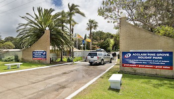 Acclaim Pine Grove Holiday Park - Tourism Gold Coast 4