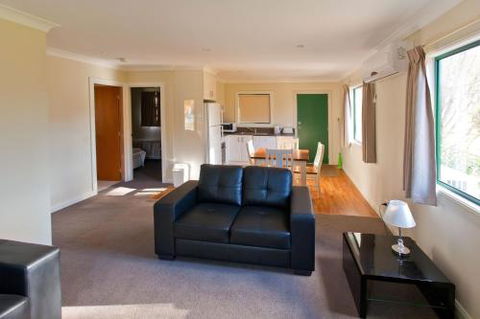 Wagga Wagga Beach Caravan Park - Tourism Gold Coast 4