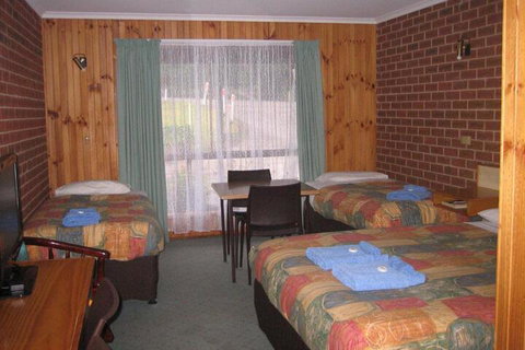 Orbost Country Road Motor Inn - Tourism Gold Coast 2