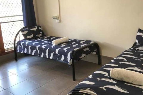 Flashpackers Hervey Bay Hostel - Tourism Gold Coast 7