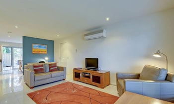 Traralgon Serviced Apartments - Gold Coast 6