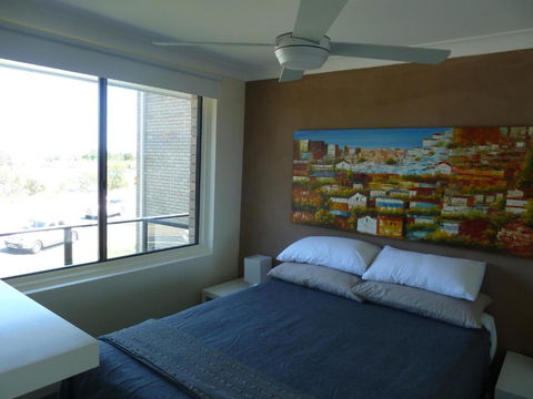 Montgomery Apartments - Tourism Gold Coast 4