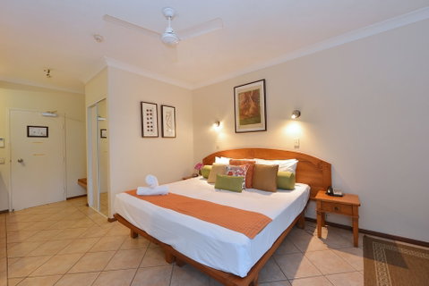 Seascape Holidays- Hibiscus Apartment - Tourism Gold Coast 5
