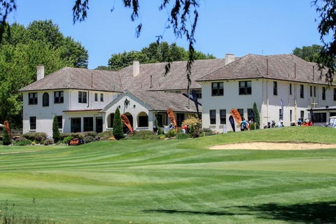 The Dormie House - On The Golf Course - Tourism Gold Coast 5