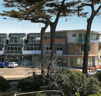 Four Kings Apartments