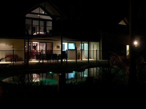 Salamander Bay Bed & Breakfast - Tourism Gold Coast 1
