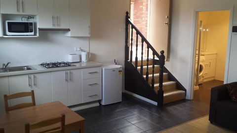 Westside Serviced Apartments - Tourism Gold Coast 4