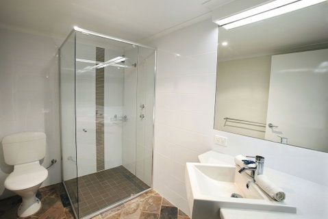 Whalers Cove Villas - Tourism Gold Coast 5