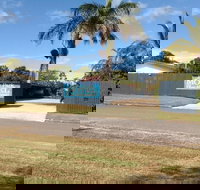 Emu Park Motel - Tourism Gold Coast