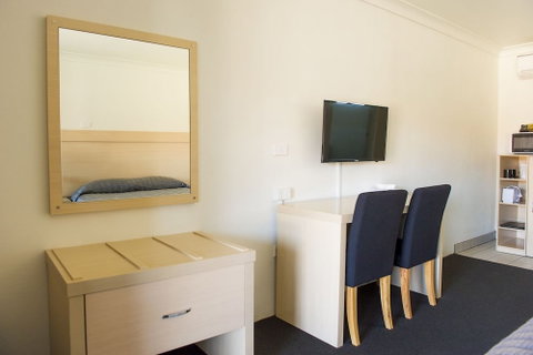 Cherry Blossom Motel - Tourism Gold Coast 2