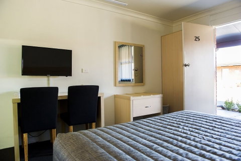Cherry Blossom Motel - Tourism Gold Coast 5