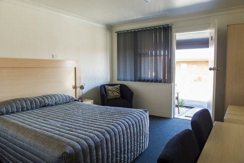 Cherry Blossom Motel - Tourism Gold Coast 3