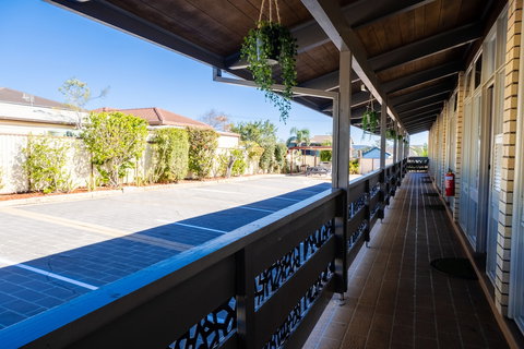 Jetty Motel The Entrance - Tourism Gold Coast 4