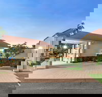 Villa Nova - Tourism Gold Coast