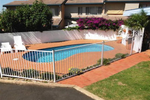 Merimbula Gardens Motel - Tourism Gold Coast 0