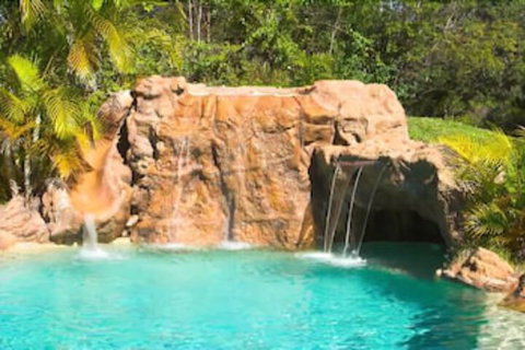 Kingfishers Manor - Tourism Gold Coast 4