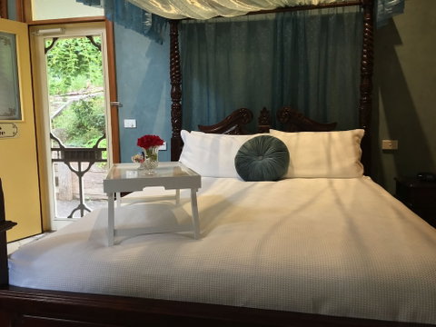 Charnwood Cottages - Tourism Gold Coast 5