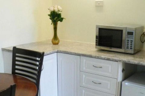 Stayinn Motel - Tourism Gold Coast 2