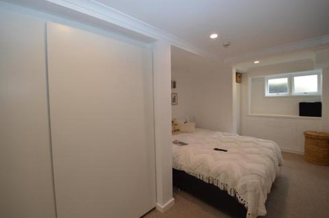 Karas 10 - Gold Coast 4