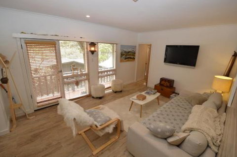 Karas 10 - Gold Coast 0