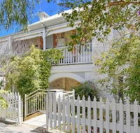 Arundel's Boutique Accommodation - Tourism Gold Coast