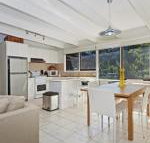 De Angelis Beach House - Tourism Gold Coast