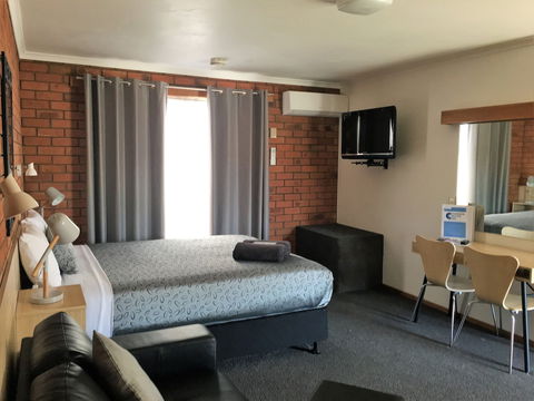 Shannon Motor Inn - Tourism Gold Coast 1